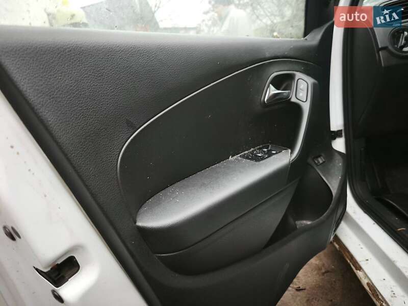 Седан Volkswagen Polo 2017 в Полтаве