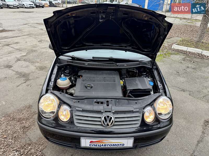 Хэтчбек Volkswagen Polo 2005 в Киеве