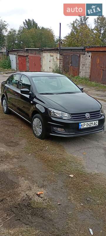 Volkswagen Polo 2015
