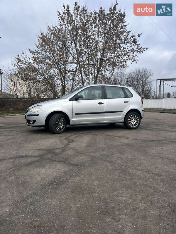 Хэтчбек Volkswagen Polo 2007 в Сквире