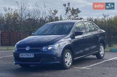 Седан Volkswagen Polo 2013 в Києві