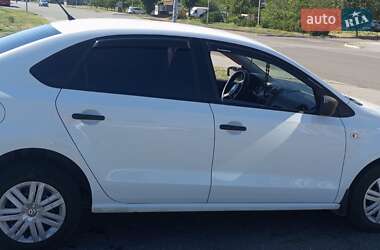 Седан Volkswagen Polo 2017 в Черкассах