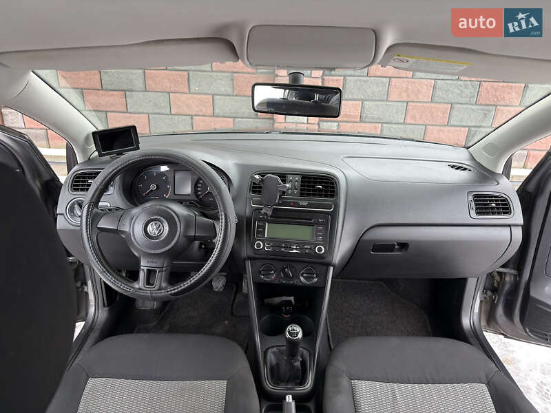 Хэтчбек Volkswagen Polo 2010 в Ровно