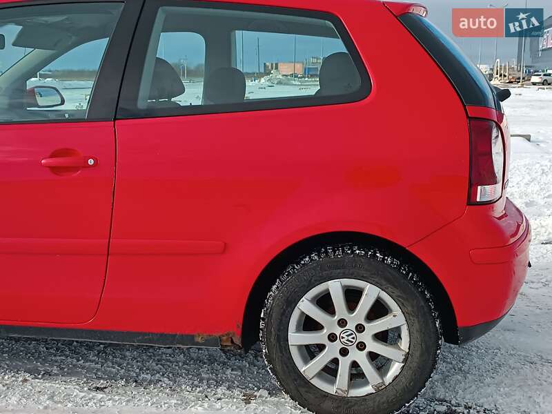 Хэтчбек Volkswagen Polo 2005 в Львове
