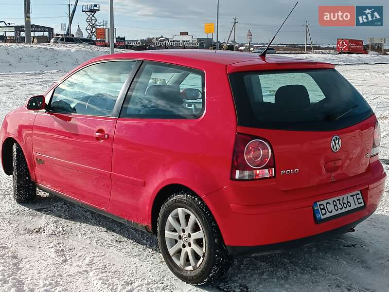 Хэтчбек Volkswagen Polo 2005 в Львове
