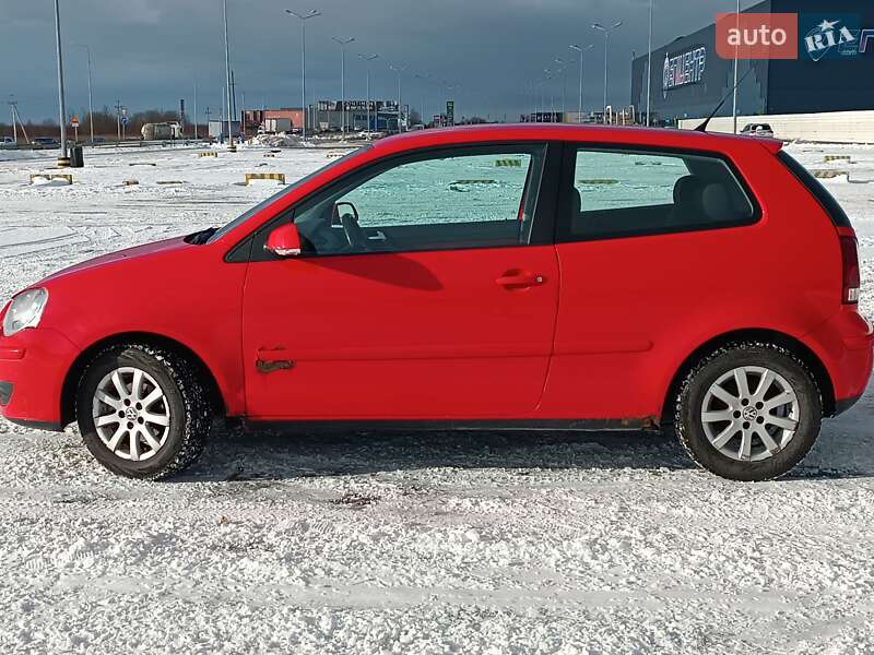 Хэтчбек Volkswagen Polo 2005 в Львове