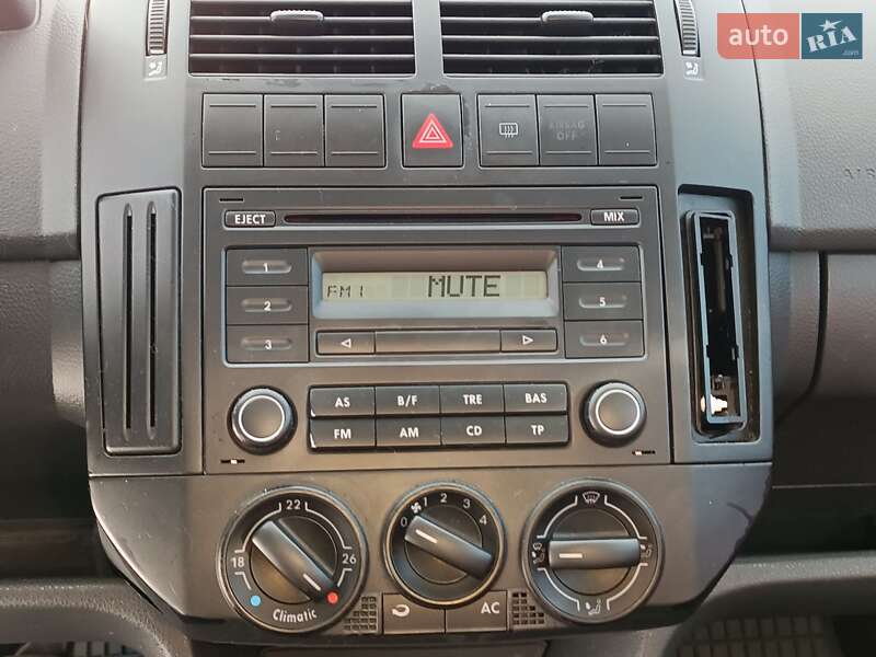 Хэтчбек Volkswagen Polo 2005 в Львове