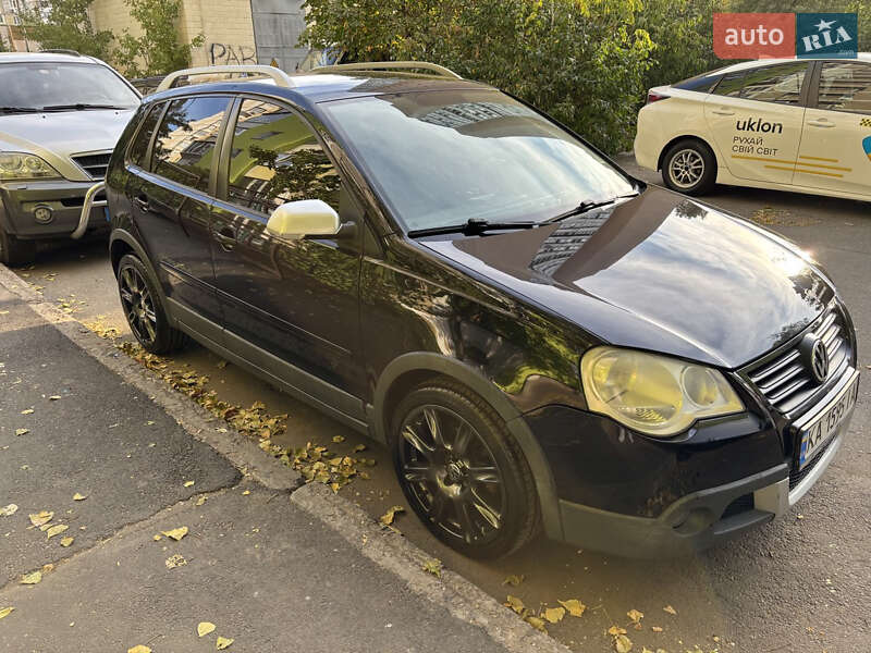 Хэтчбек Volkswagen Polo 2006 в Киеве