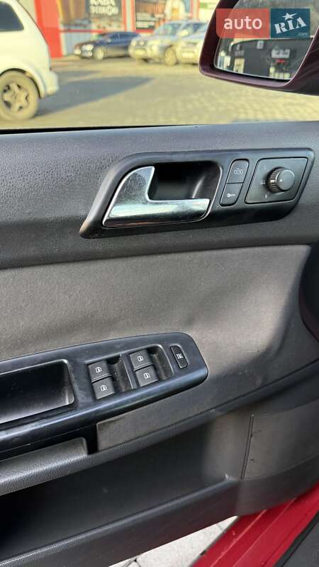 Хетчбек Volkswagen Polo 2002 в Мукачевому фото 25 Хетчбек Volkswagen Polo 2002 в Мукачевому