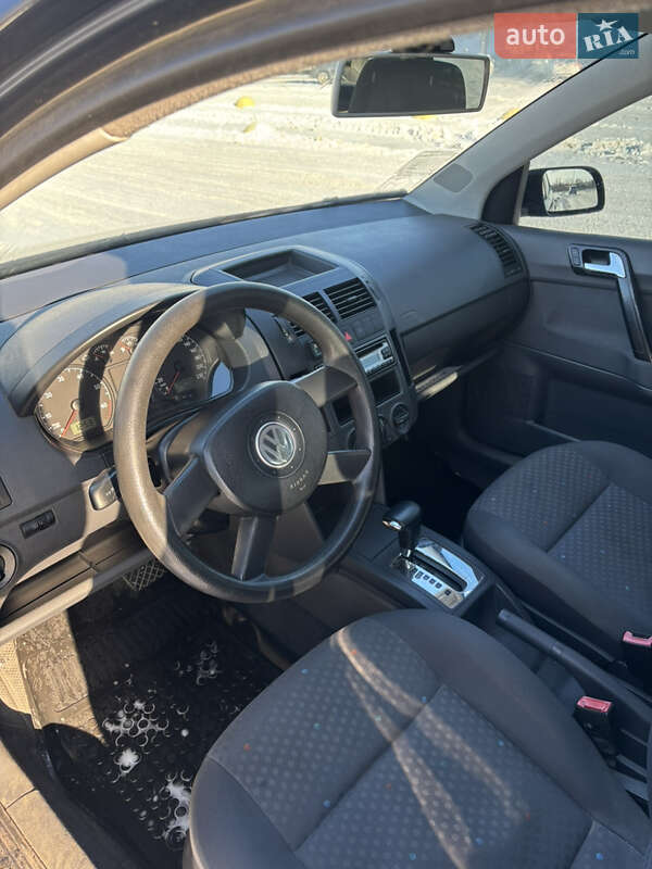 Хэтчбек Volkswagen Polo 2004 в Киеве
