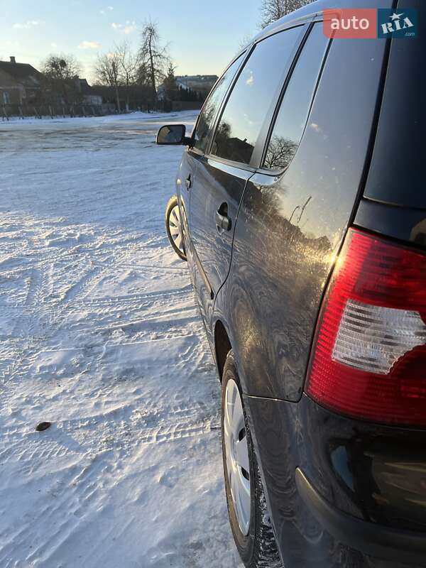Хетчбек Volkswagen Polo 2003 в Турійську
