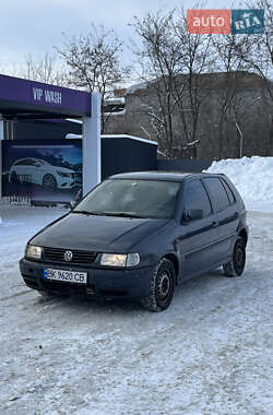 Хетчбек Volkswagen Polo 1995 в Рівному