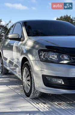 Седан Volkswagen Polo 2018 в Николаеве