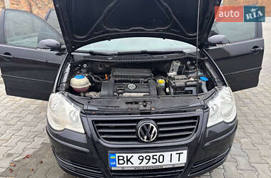 Хэтчбек Volkswagen Polo 2007 в Дубно