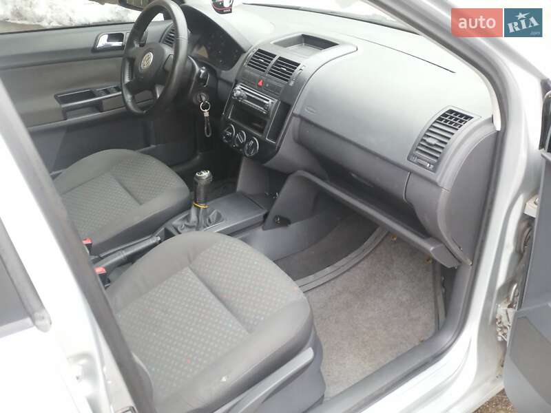 Хэтчбек Volkswagen Polo 2003 в Одессе
