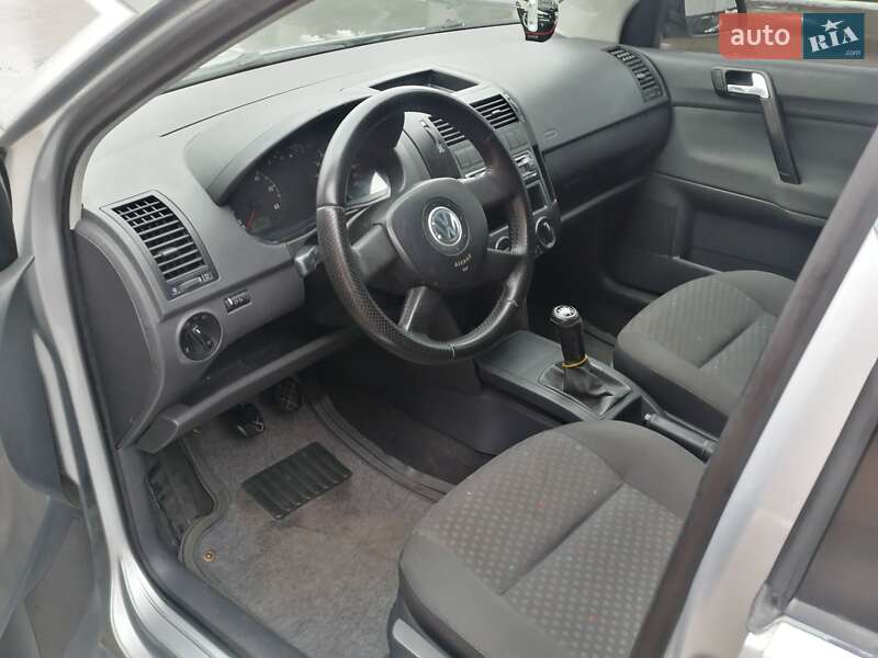 Хэтчбек Volkswagen Polo 2003 в Одессе