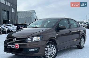 Седан Volkswagen Polo 2015 в Львове