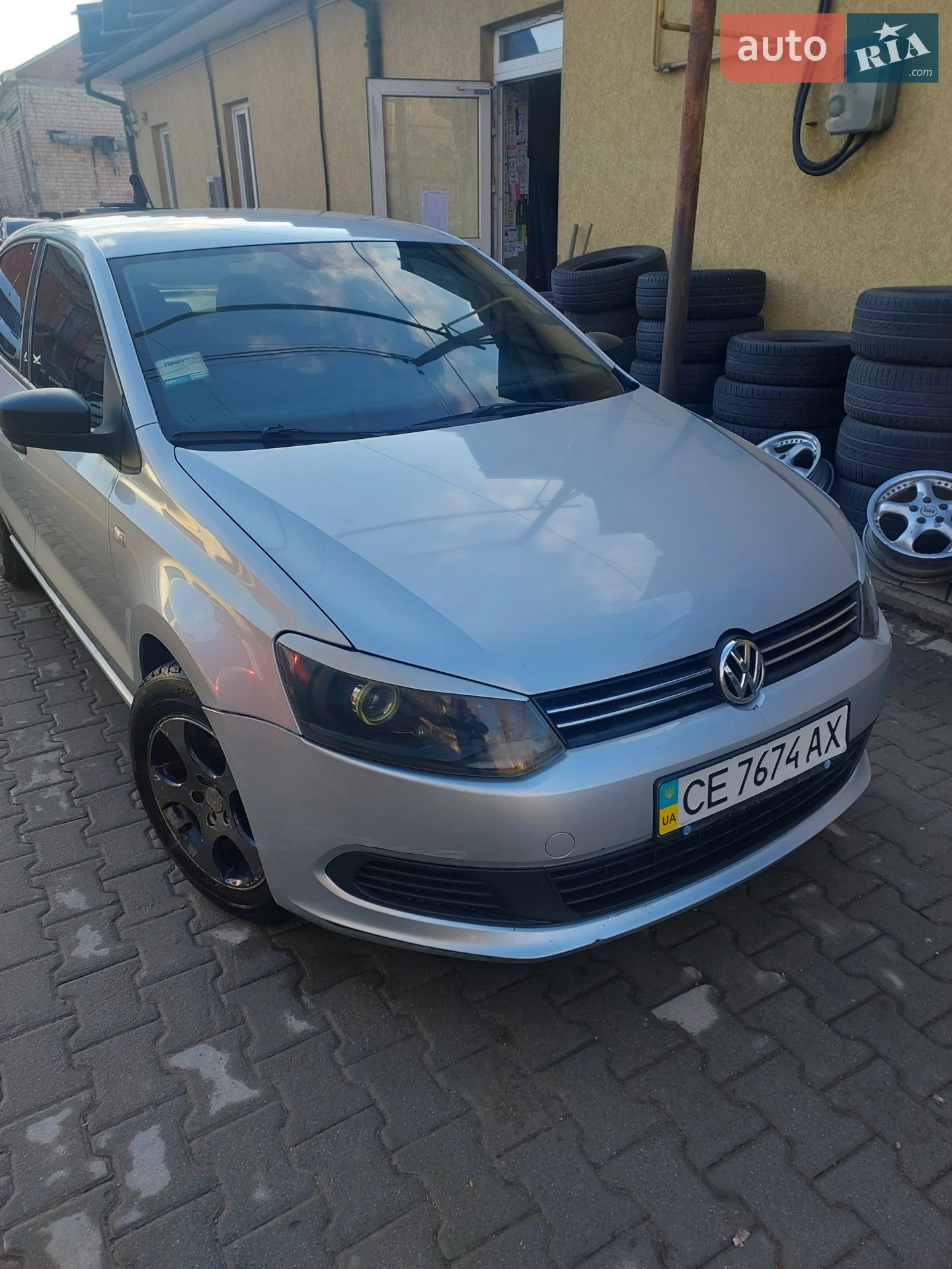 2011 Volkswagen Polo - мініатюра 3
