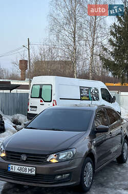 Седан Volkswagen Polo 2015 в Казатине