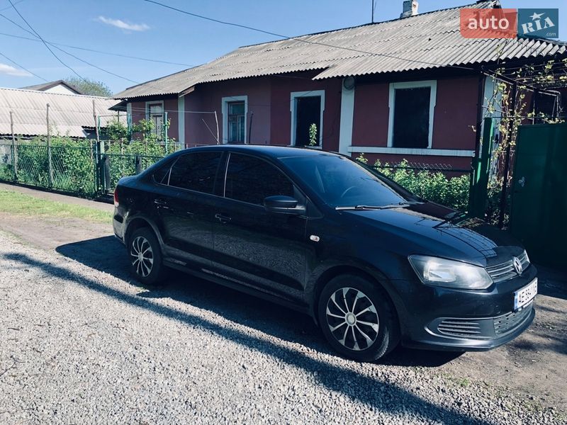 Седан Volkswagen Polo 2012 в Днепре