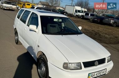 Хэтчбек Volkswagen Polo 2001 в Киеве