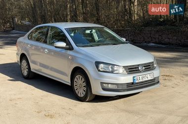 Седан Volkswagen Polo 2018 в Киеве
