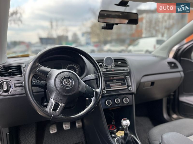 Хэтчбек Volkswagen Polo 2010 в Львове