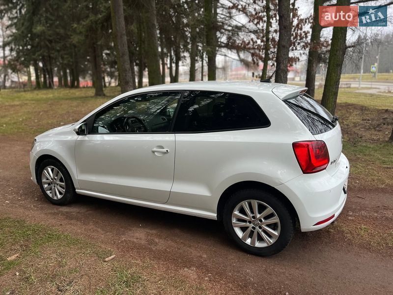 Хэтчбек Volkswagen Polo 2016 в Львове