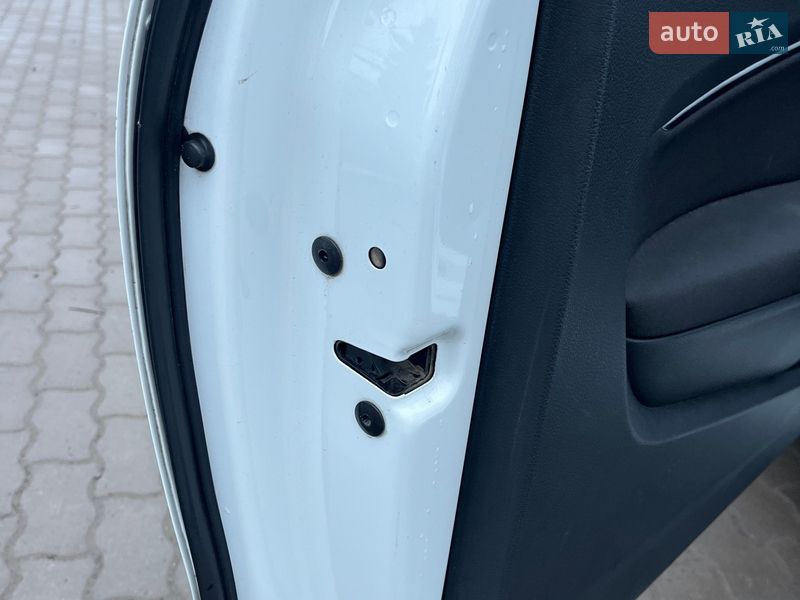 Хэтчбек Volkswagen Polo 2016 в Львове