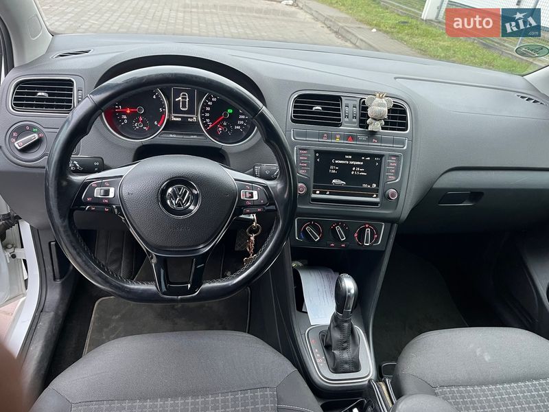 Хэтчбек Volkswagen Polo 2016 в Львове