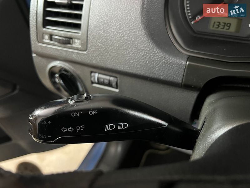 Хэтчбек Volkswagen Polo 2008 в Черновцах