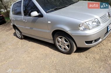 Хэтчбек Volkswagen Polo 2001 в Ужгороде