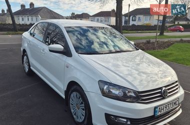 Седан Volkswagen Polo 2017 в Киеве