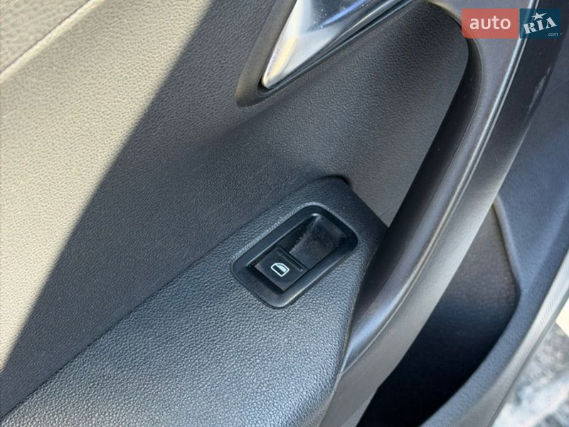 Седан Volkswagen Polo 2012 в Харькове