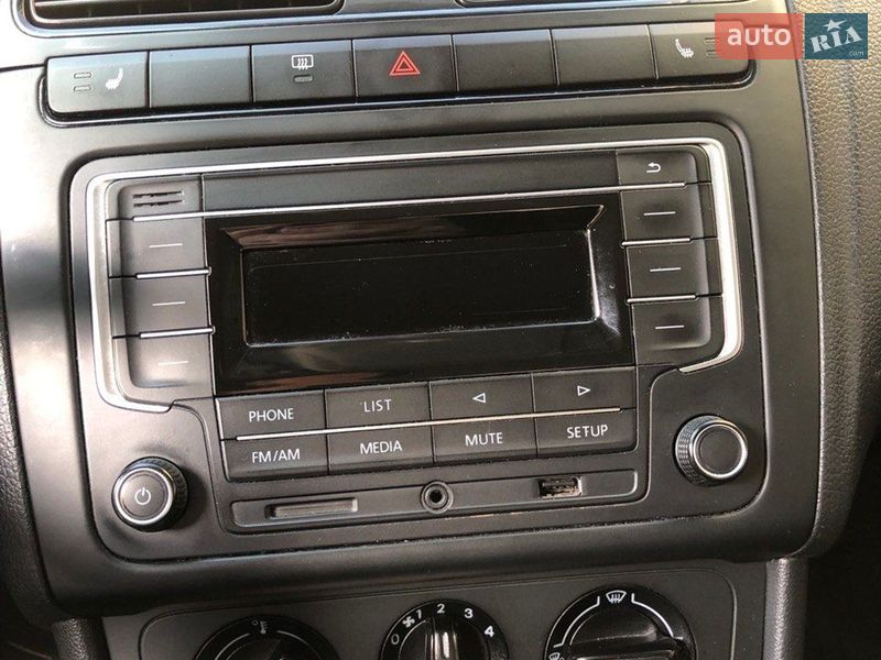 Седан Volkswagen Polo 2019 в Чернигове