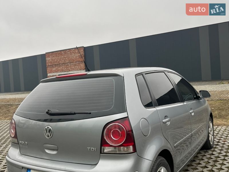 Хэтчбек Volkswagen Polo 2008 в Хмельницком