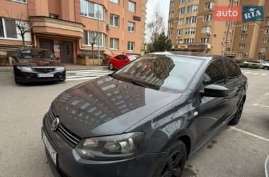 Седан Volkswagen Polo 2013 в Киеве