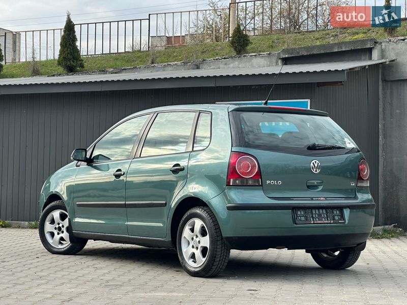 Хэтчбек Volkswagen Polo 2006 в Дрогобыче