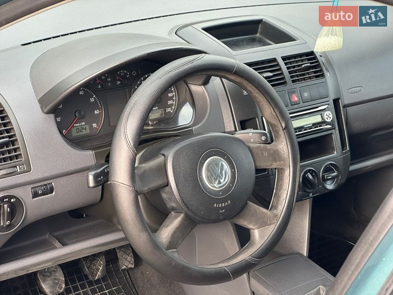 Хэтчбек Volkswagen Polo 2006 в Дрогобыче