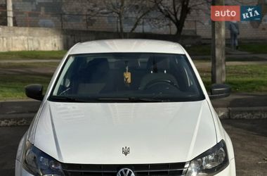 Седан Volkswagen Polo 2016 в Киеве