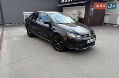 Седан Volkswagen Polo 2012 в Киеве