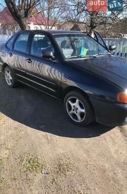 Седан Volkswagen Polo 1996 в Броварах