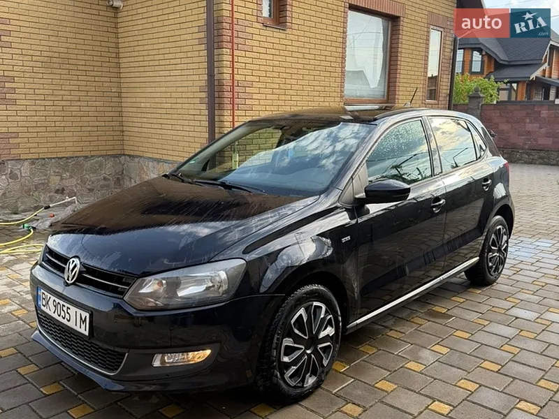 Volkswagen Polo 2013 VIN WVWZZZ6RZDY256119 фото оголошення 2 з 66