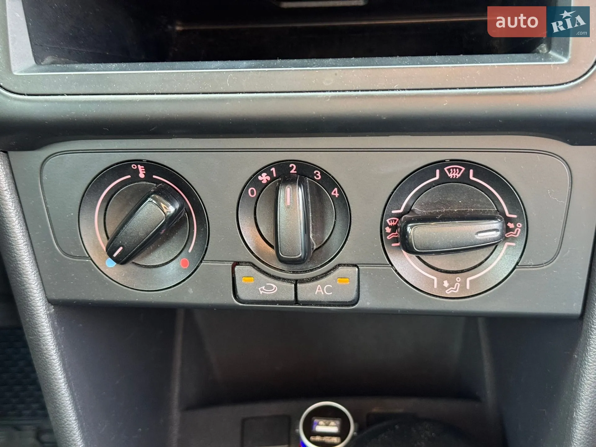 2012 Volkswagen Polo - мініатюра 37