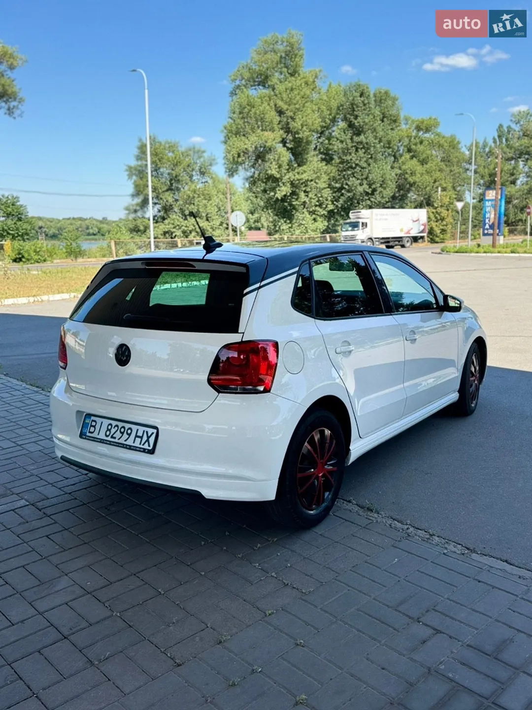 2013 Volkswagen Polo - мініатюра 12