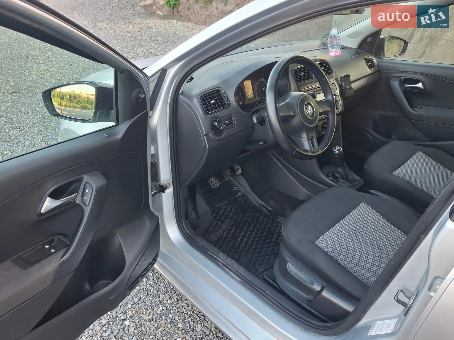 2010 Volkswagen Polo - мініатюра 28