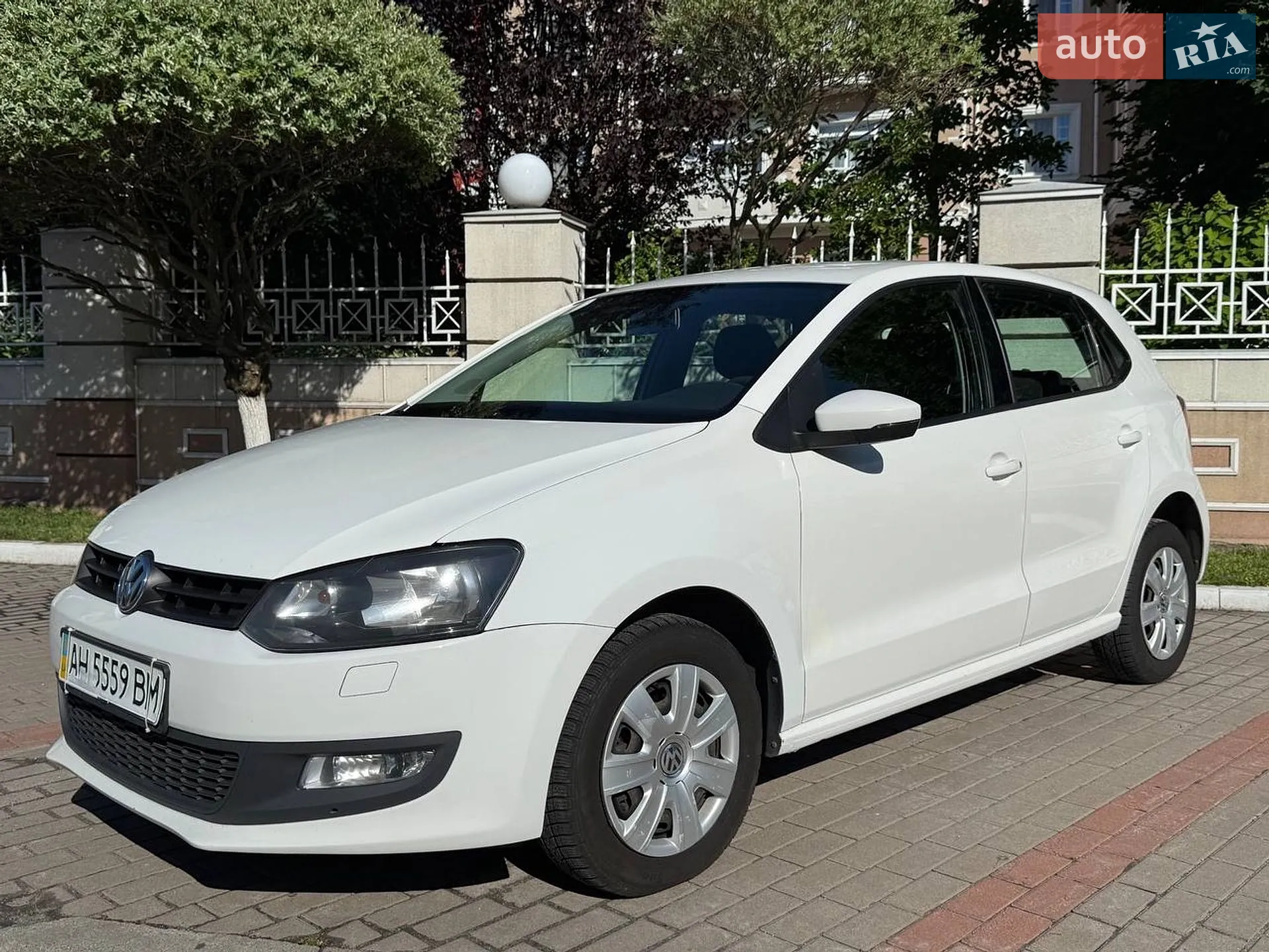 Volkswagen Polo 2011 VIN XW8ZZZ61ZCG013265 фото оголошення 4 з 23