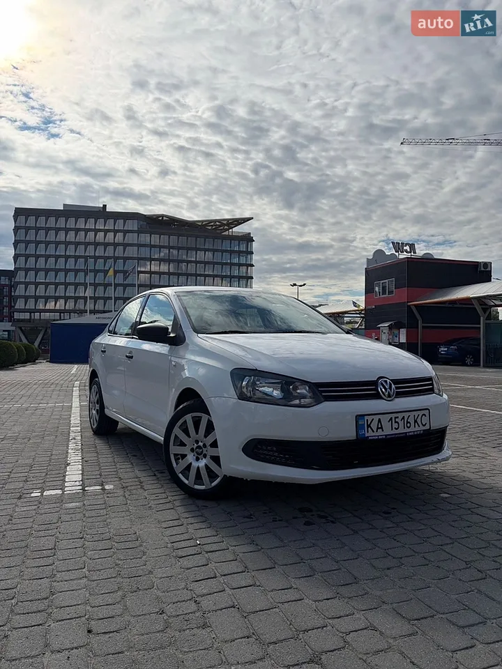 2013 Volkswagen Polo - мініатюра 10