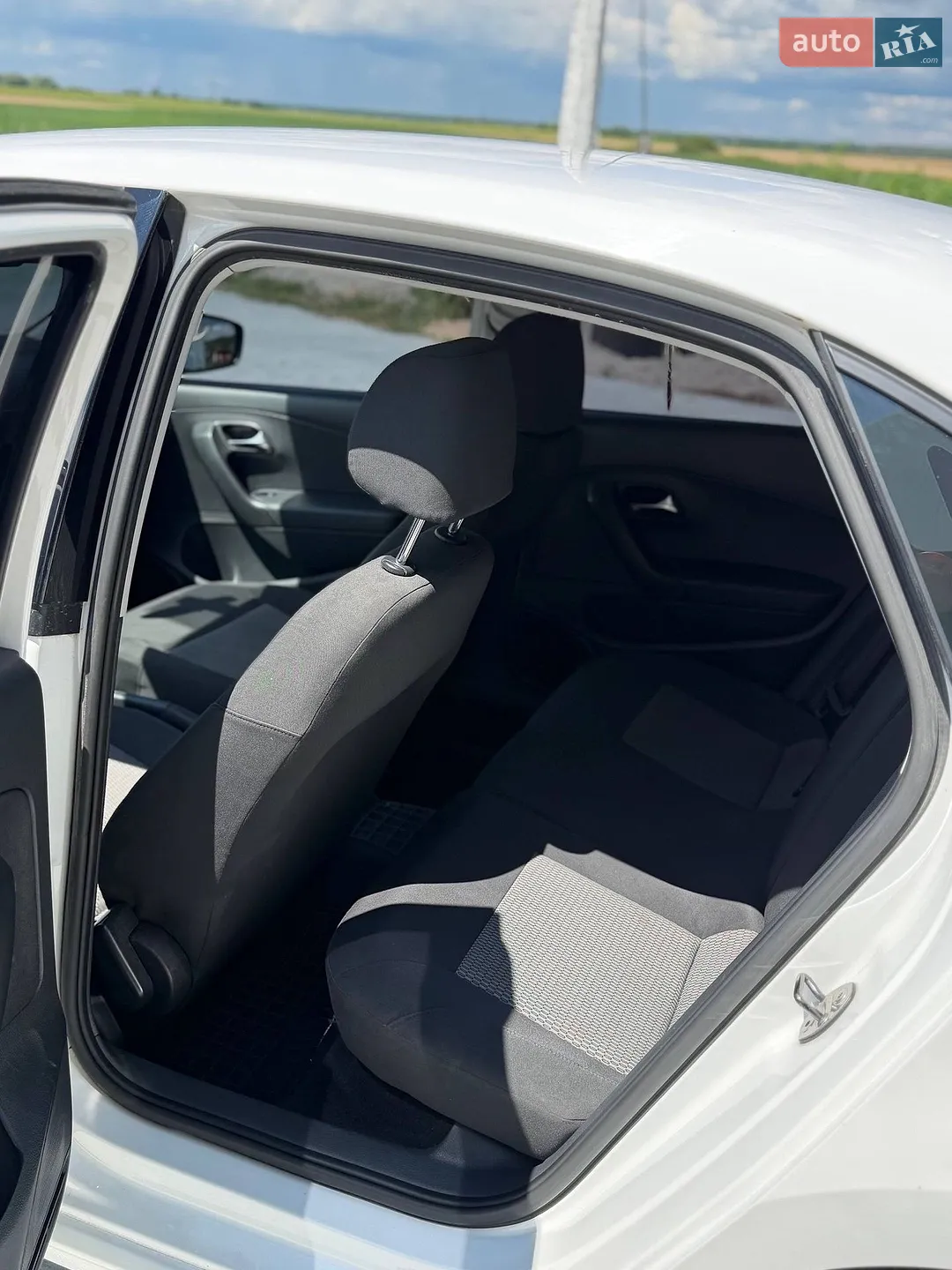 2012 Volkswagen Polo - мініатюра 9