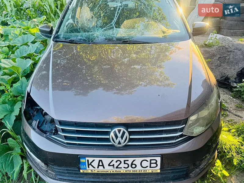 Volkswagen Polo 2015